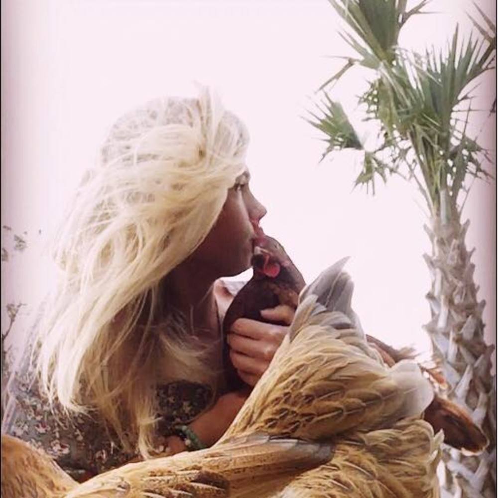 Meet your Posher, Nicole